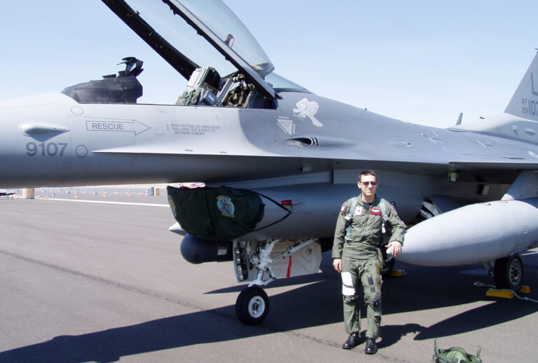 Terry Blakemore, Quantum Helicopters CEO, F-16 pilot and instructor